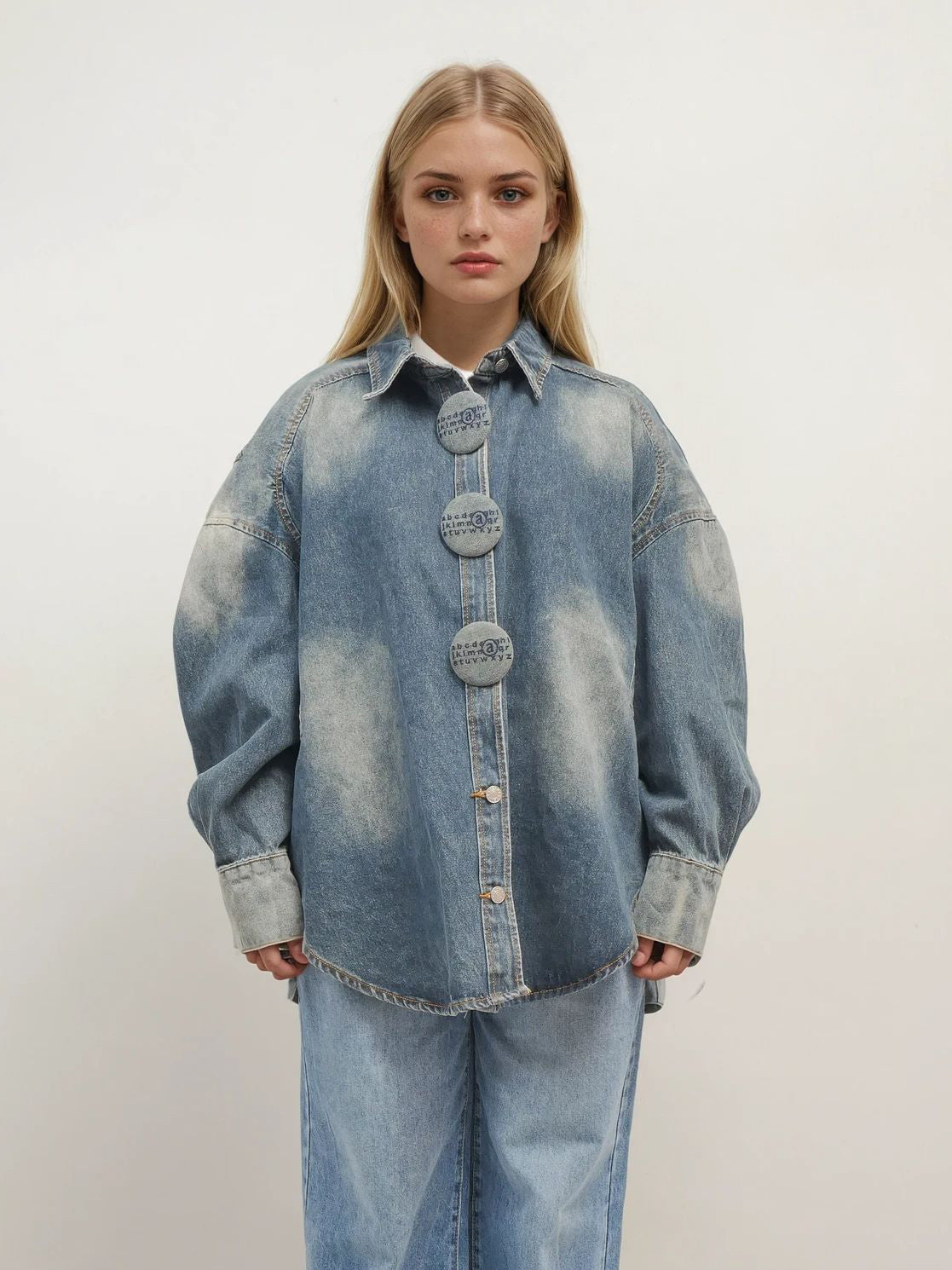 Oversized Denim Shirt – Moon Fade – MJ263763