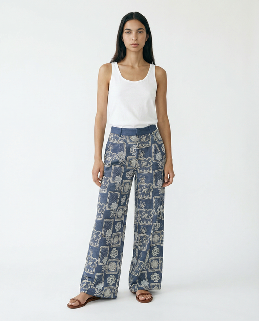 Pantalon Large à Motifs – Nordic Script – MJ264444