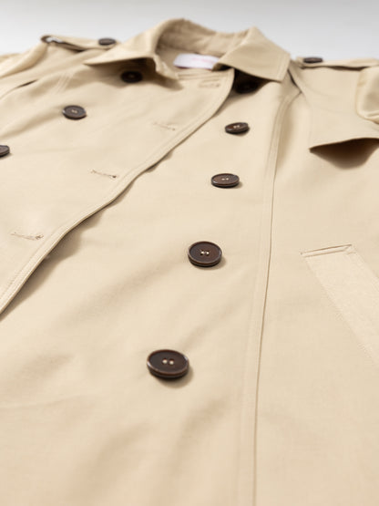 Sand soft belted trench MJ27003, button detail